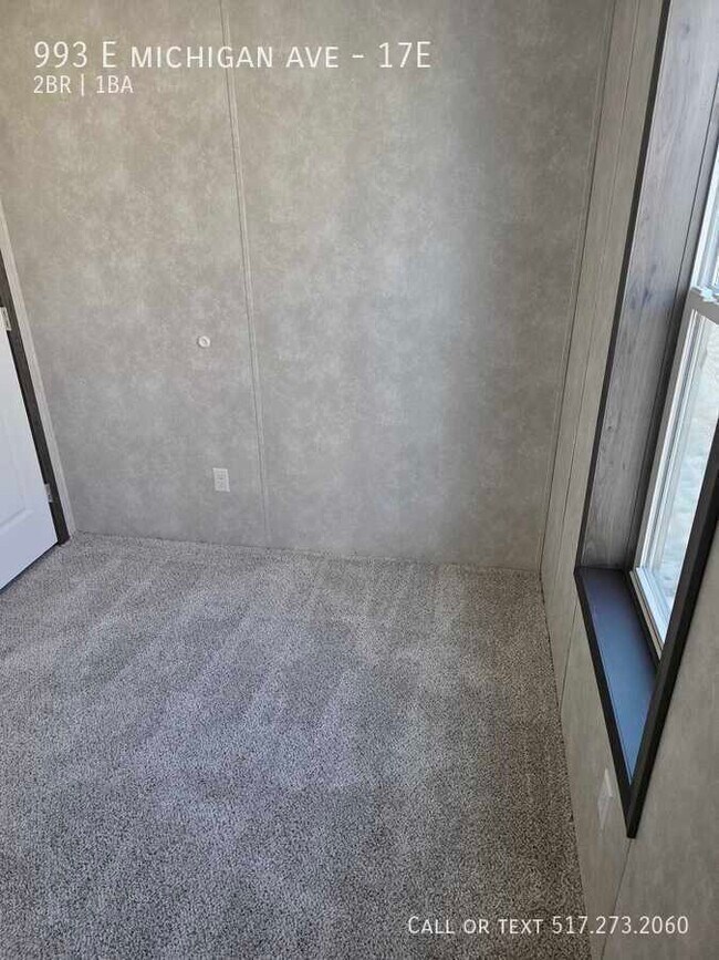 Building Photo - 993 E Michigan Ave