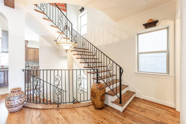 Building Photo - 1309 Malone St