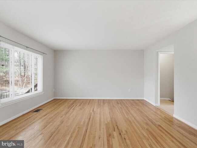 Building Photo - 1426 Yellowwood Ct