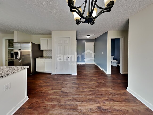 Building Photo - 5232 Dietrich Ave