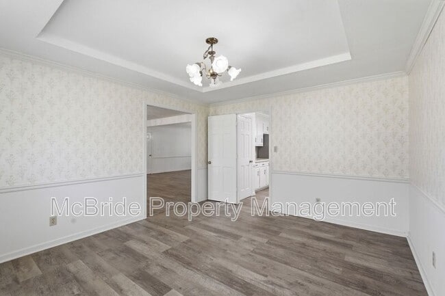 Building Photo - 5182 Bluegrass Trail