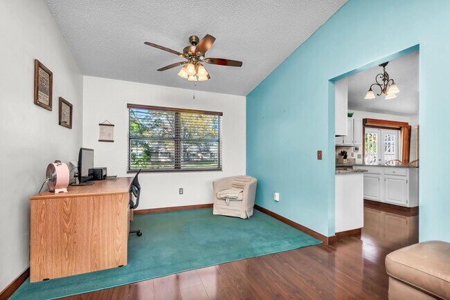 Building Photo - 2252 SE Wald St