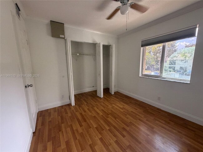 Building Photo - 104 Gardens Dr