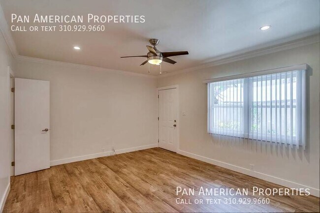 Building Photo - 447 1/2 W 4th St-A