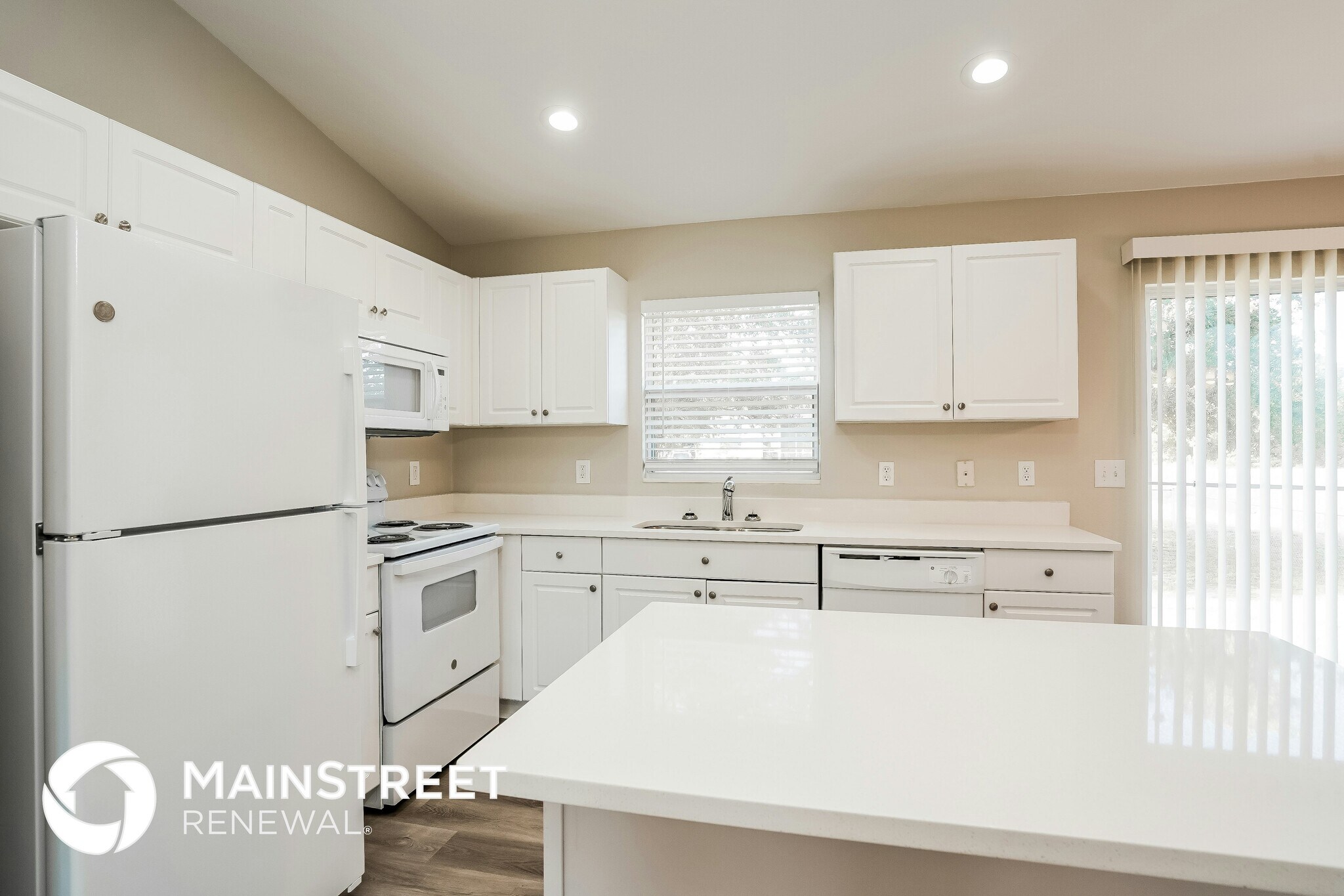 Building Photo - 3421 32nd St SW