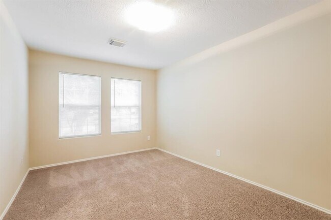 Building Photo - 8822 Clearbourne Ln
