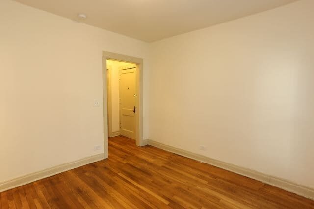 Building Photo - 4710 N Racine Ave