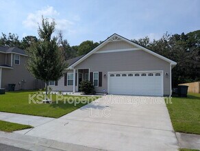Building Photo - 673 Meloney Dr