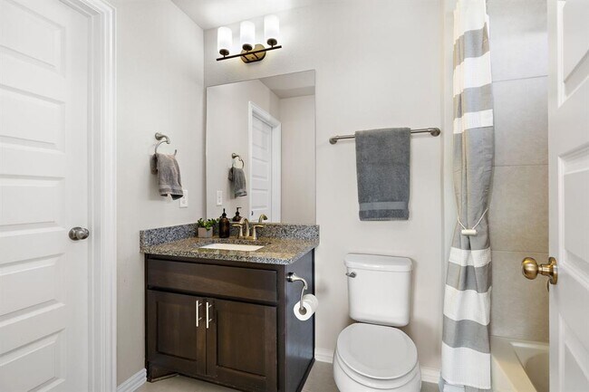 Building Photo - 3009 Diego Dr