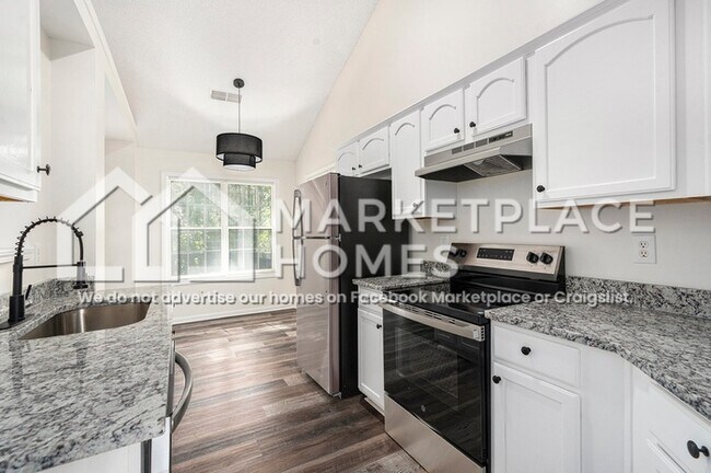 Building Photo - 237 Autumn Ridge Dr
