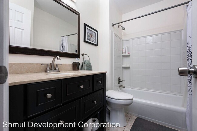 Building Photo - 5 br, 3 bath House - 5 Martha Ct