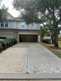 Building Photo - 13559 Fawn Lily Dr