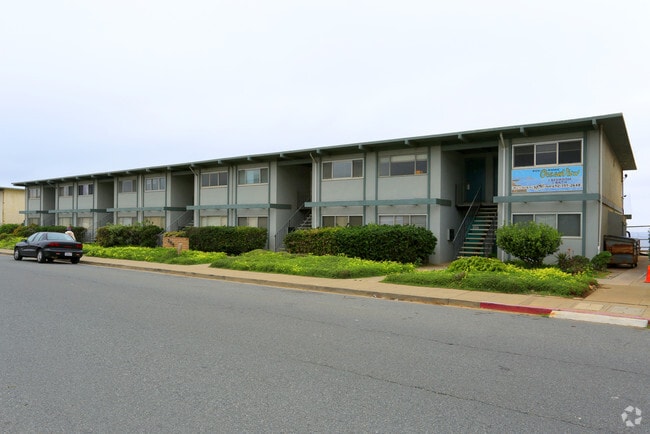 Building Photo - La Esplanade Apartments