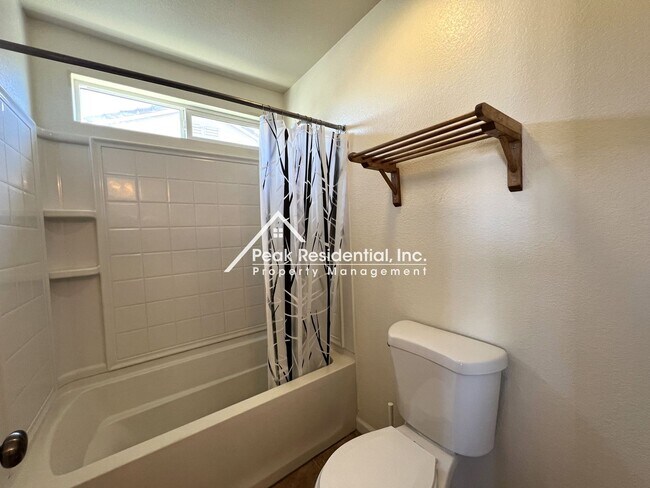 Building Photo - 8220 Sheldon Pl Dr