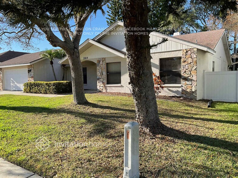 Building Photo - 2814 Luce Dr N