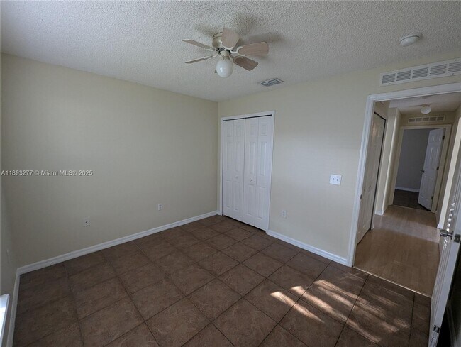 Building Photo - 78 Pine Grove Dr