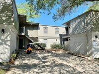 Building Photo - 3902 Mandell St