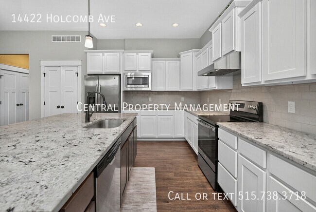 Building Photo - 14422 Holcomb Ave