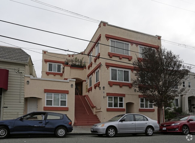 Primary Photo - 8 Yosemite Ave