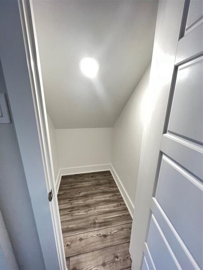 Building Photo - 17697 Tree of Heaven