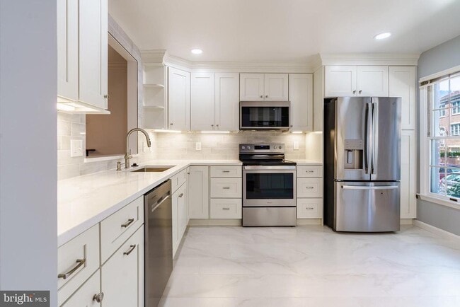Building Photo - 112 Gretna Green Ct