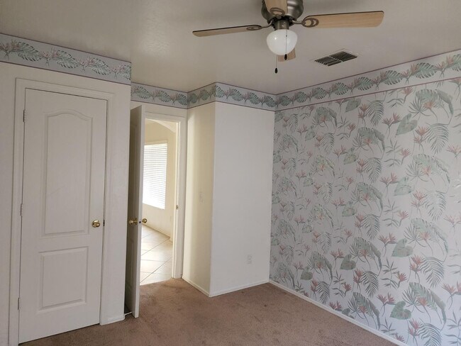 Building Photo - 1126 W Grand Caymen Dr
