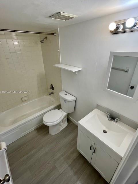 Building Photo - 6735 W 26th Dr