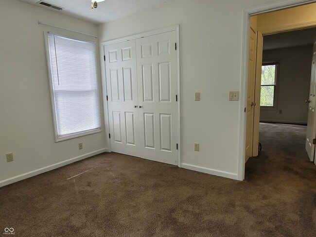 Building Photo - 250 Locust Ln