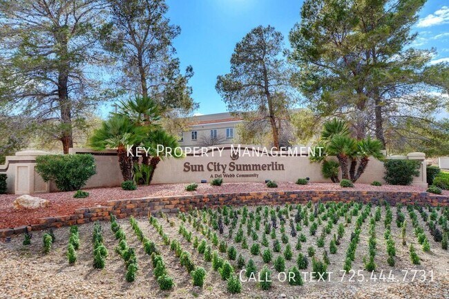 Building Photo - 2240 Sun Cliffs St