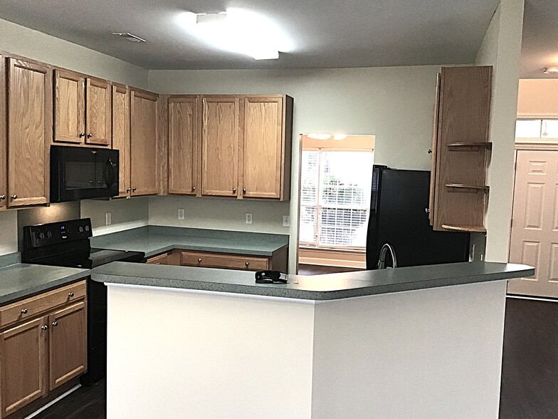 Building Photo - 202 Curico Ln