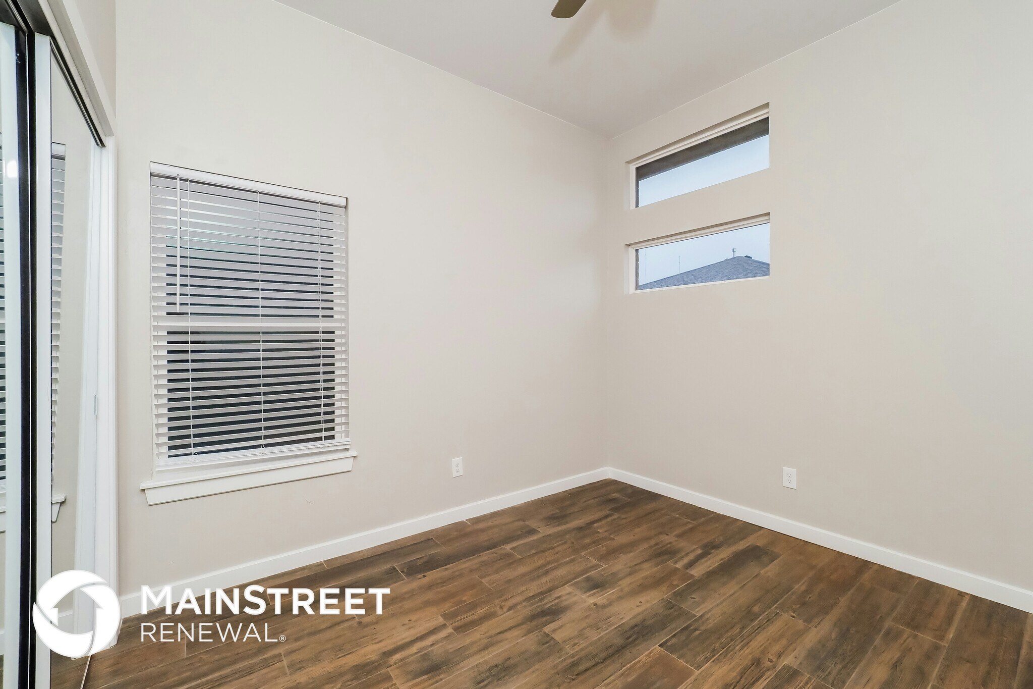 Building Photo - 11217 Paradise Out Ln