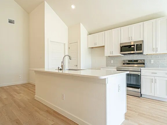 Building Photo - 924 Bosque River Dr