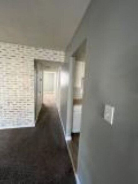 Building Photo - 522 Wilson Bridge Dr