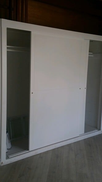 closet - 914 Mira Valle St