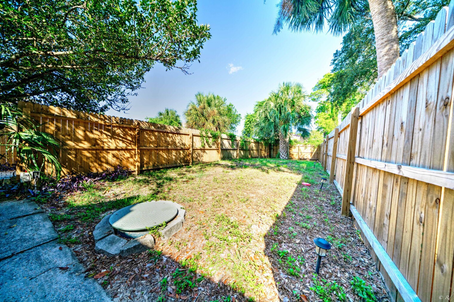 Building Photo - 3816 Quarts St