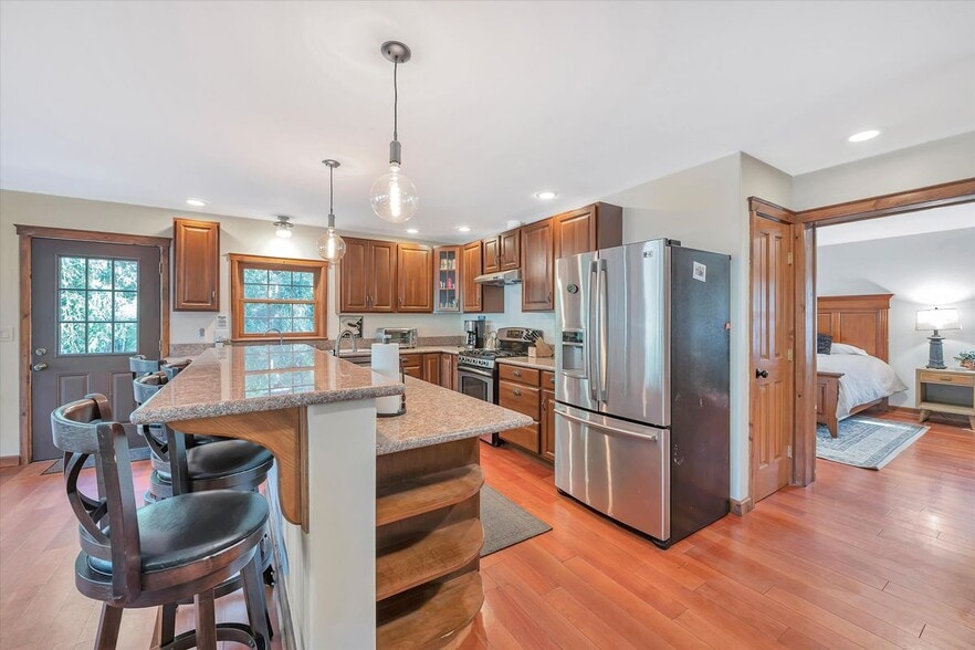 Building Photo - 1312 Squaw Rock Trail