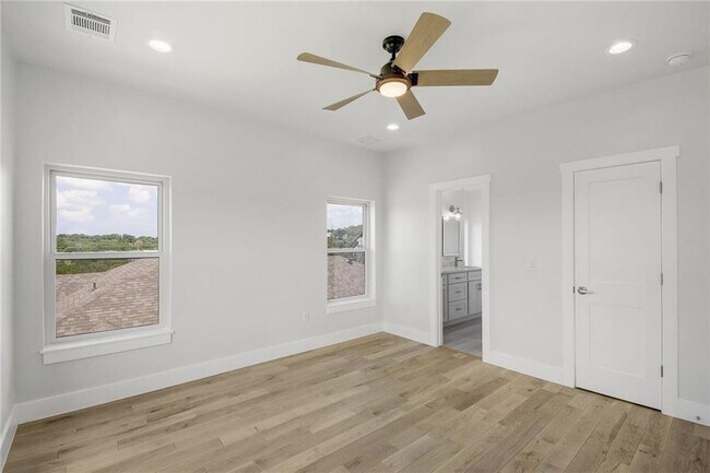Building Photo - 14909 Texas St