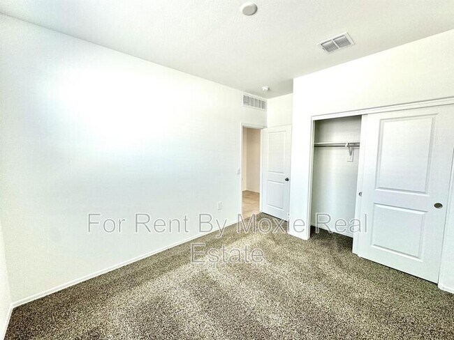 Building Photo - 36080 W San Ildefanso Ave