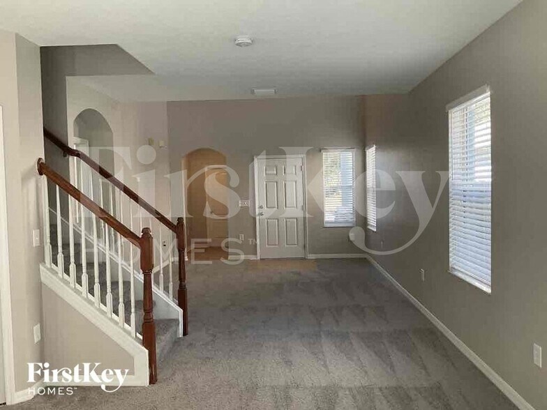 Building Photo - 10108 Perthshire Cir
