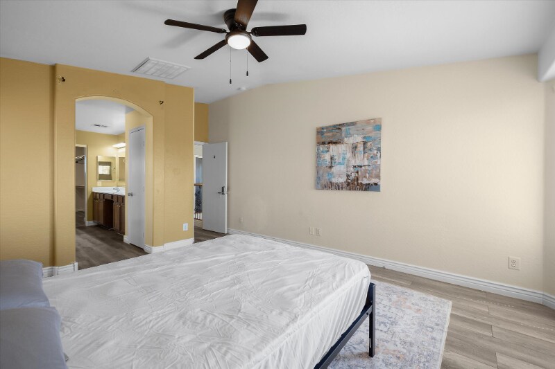 Building Photo - 7315 W Cordes Rd