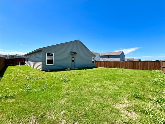 Building Photo - 833 Bluffview Dr