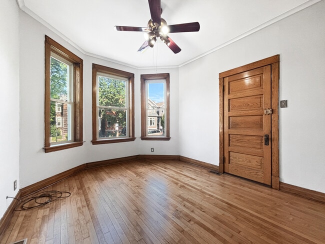 Building Photo - 2501 N Artesian Ave