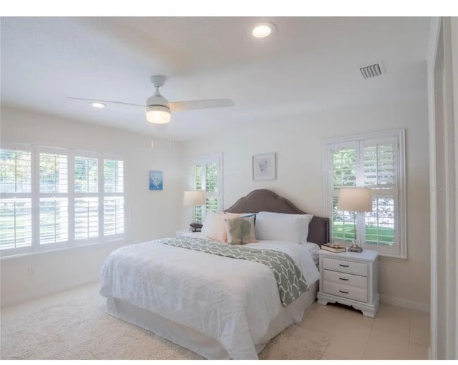 Building Photo - 178 N Roscoe Blvd