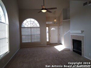 Building Photo - 6114 Lakeview Ct