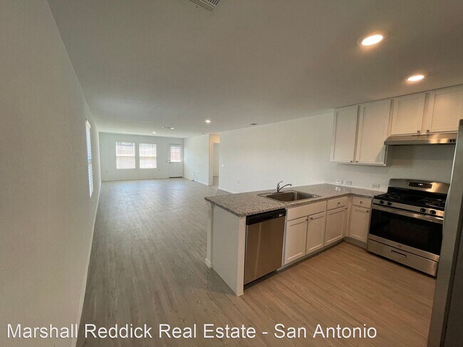 Building Photo - 4 br, 2 bath House - 10271 Asta Trail