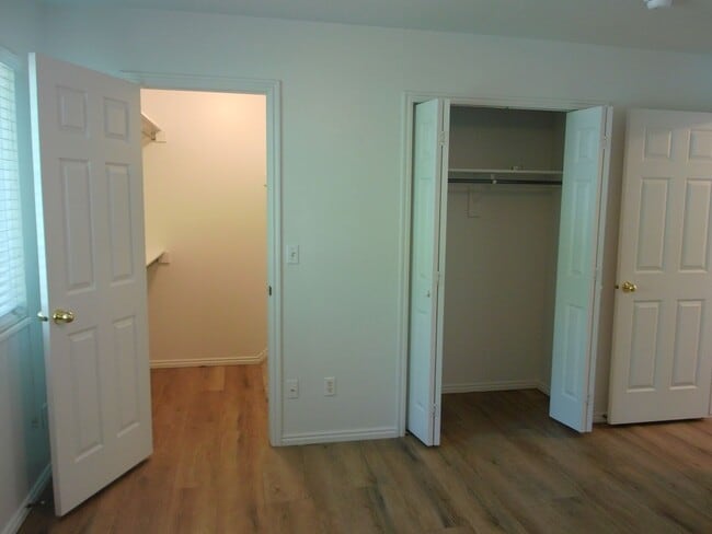 Building Photo - 119 Penhurst Pl