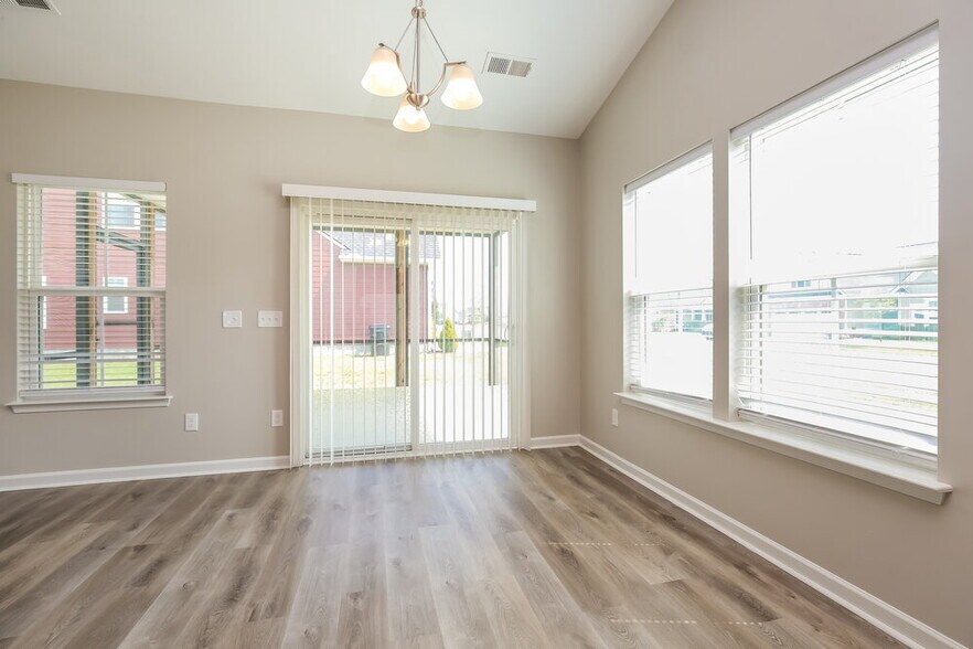 Building Photo - 2834 Leipers Fork Trail