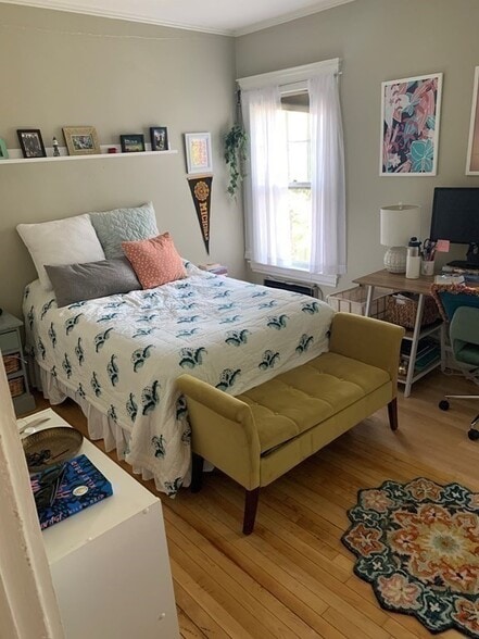 Building Photo - 215 Rawson Rd