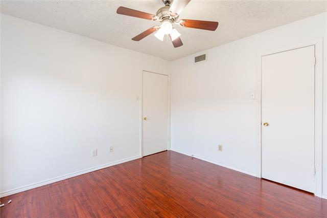 Building Photo - 5840 Spring Valley Rd