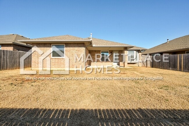 Building Photo - 3914 Wiltshire Dr